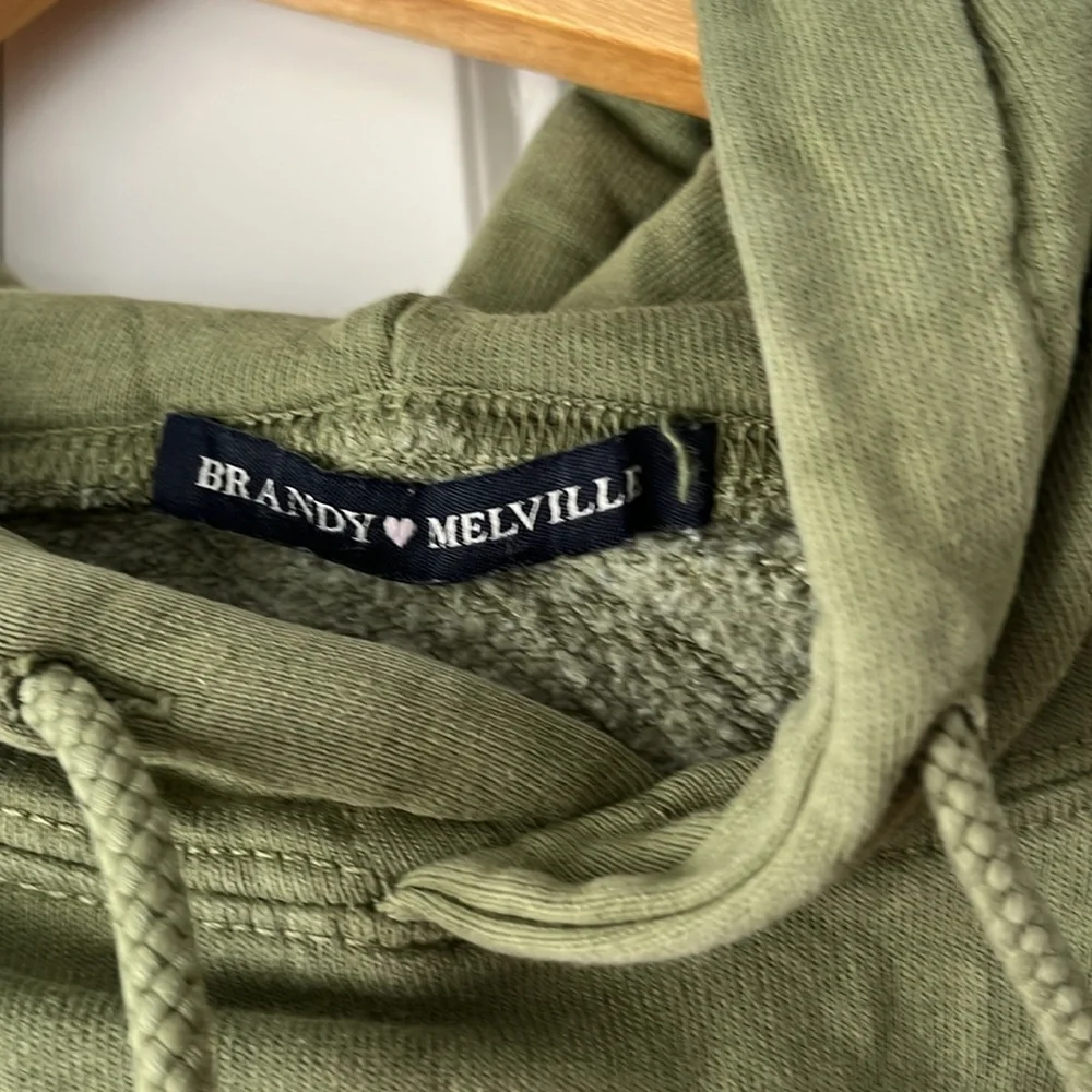 Brandy Melville hoodie - Picture 3 of 3
